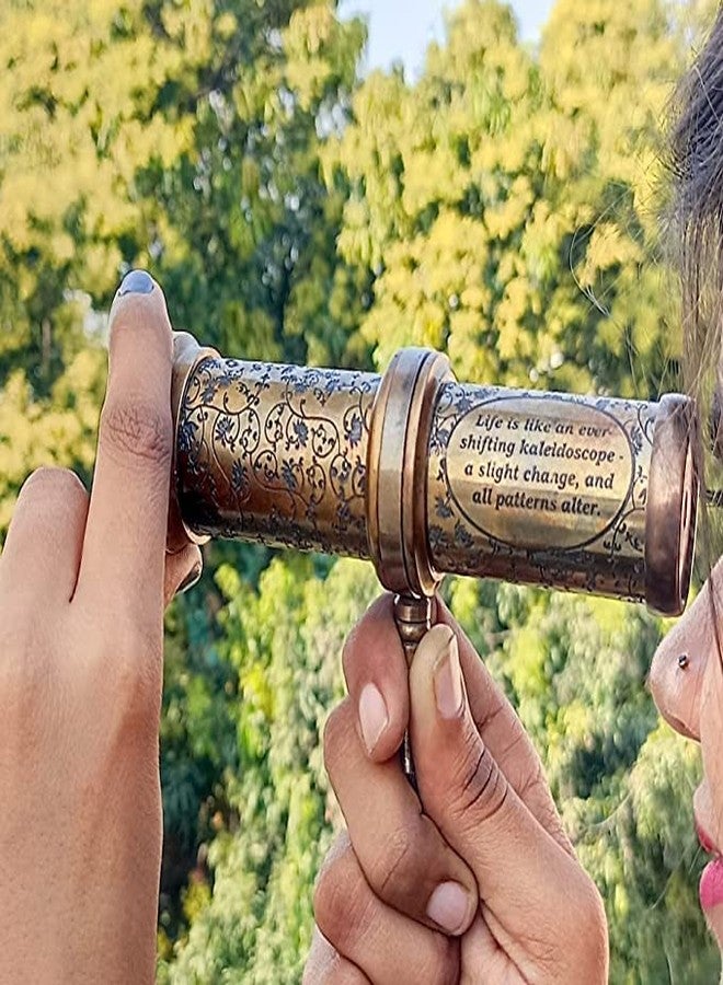 منظار كاليدوسكوب عتيق منحوت يدويًا من النحاس الأصفر، مناسب للكبار والصغار || منظار كاليدوسكوب ذو مظهر كلاسيكي - لمسة نهائية عتيقة مع مقبض نحاسي - Image 3